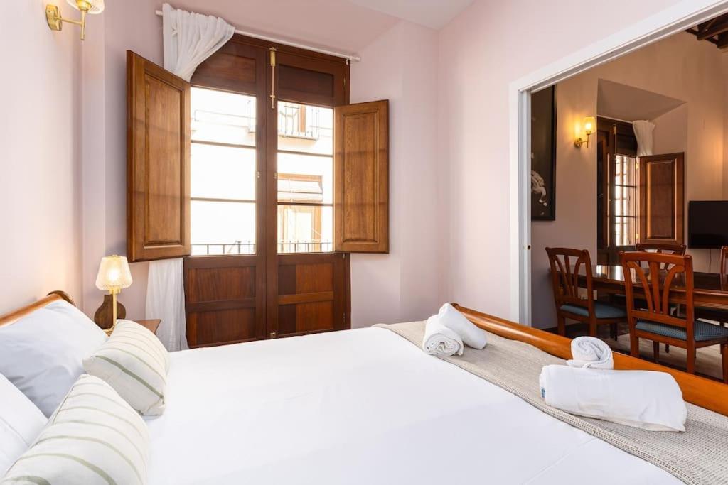 5. Casa De Alma. In Historic House Apartamento *