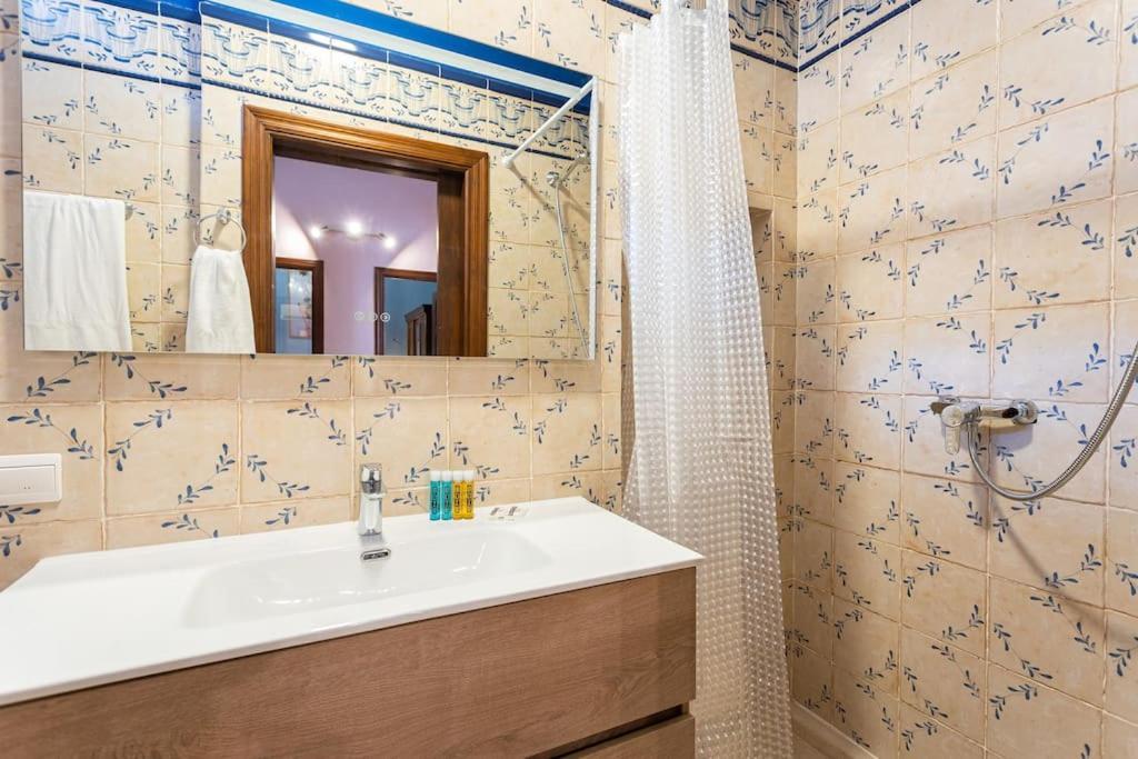 Apartamento 5. Casa De Alma. In Historic House