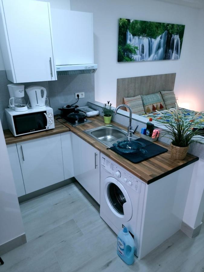 Zanca Center Free Luggage Storage Apartment