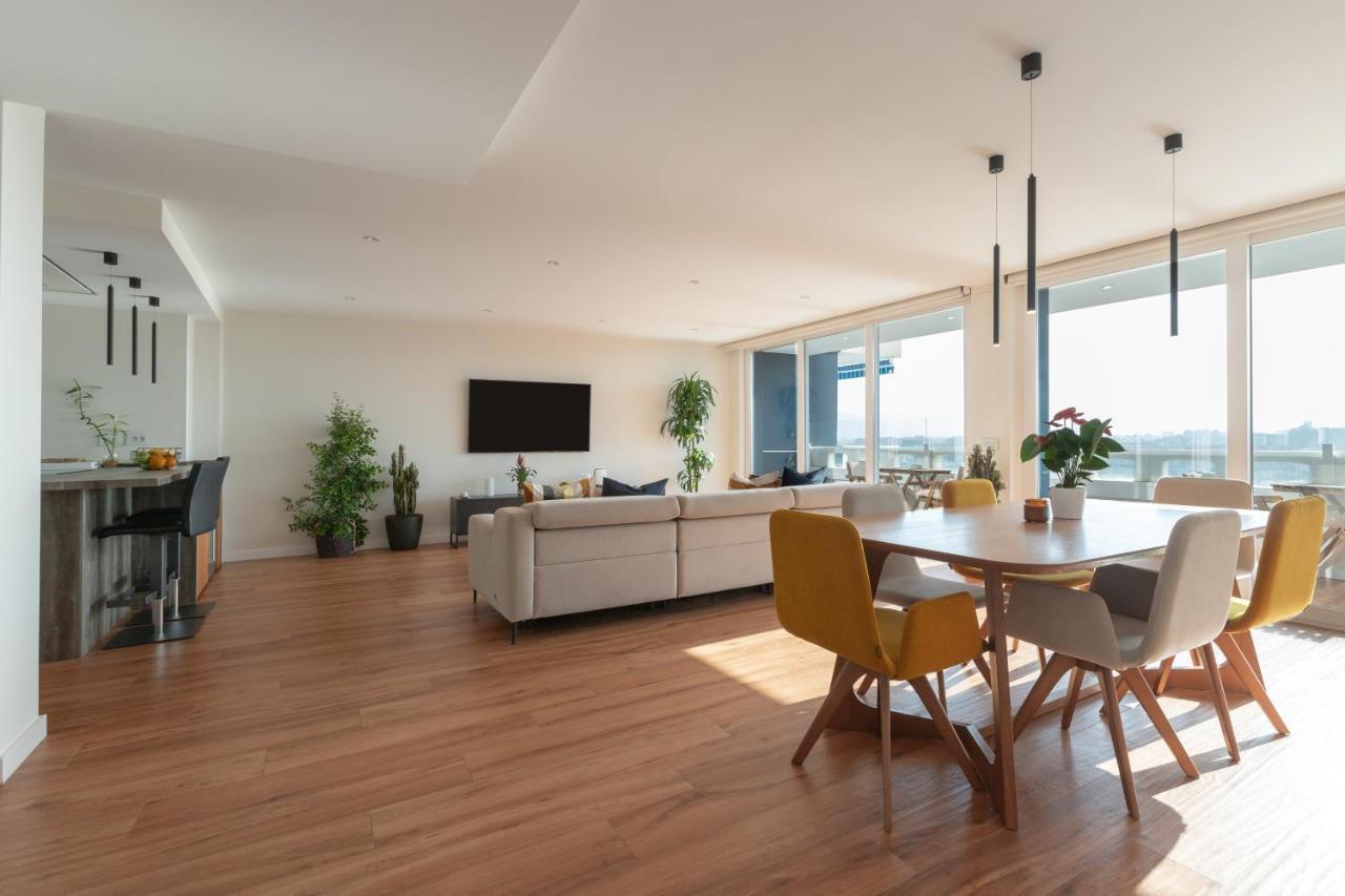 Luxury Beach/port Apartment Malaga