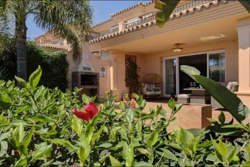 Villa Spacious Flamenco Riviera Del Sol