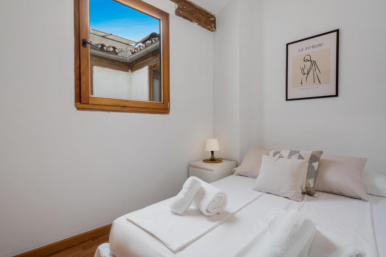 Apartment Penthouse In Historic Center By Costarentals - Mal01