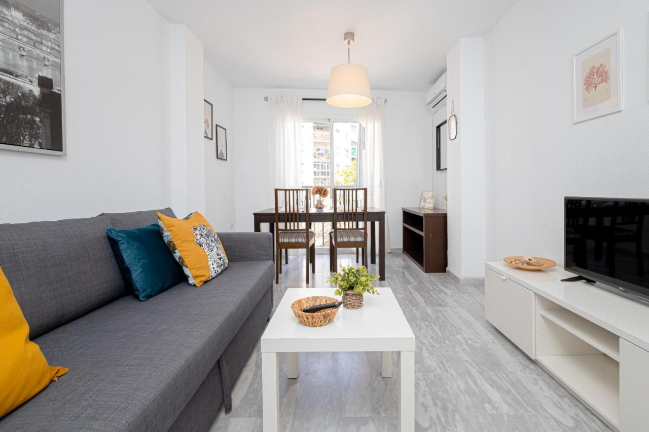 C17 Lovely 2 Bdr Malaga
