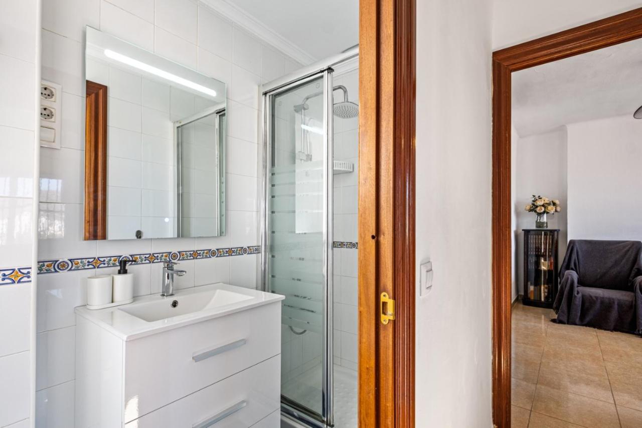 3 Bedroom Near Centre *