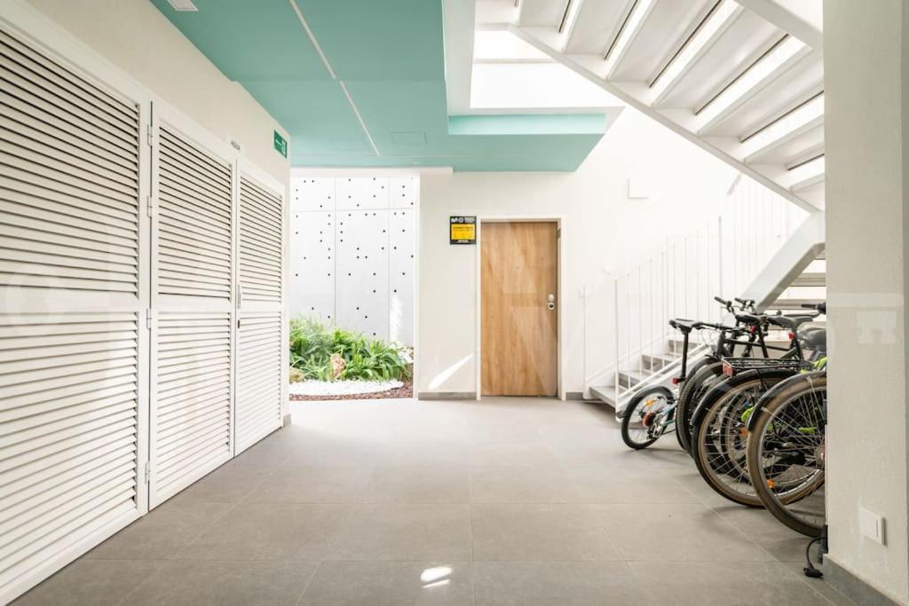 Apartment Tranquil & Bright With Parking By Rems Malaga