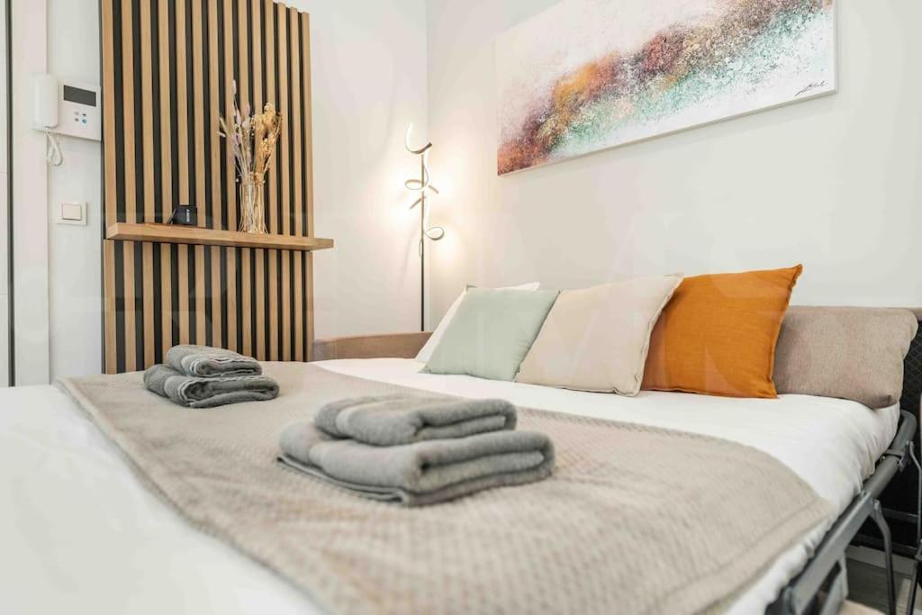 Apartment Tranquil & Bright With Parking By Rems *