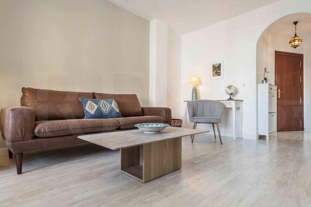 Apartamento Spacious & Authentic By Rems *