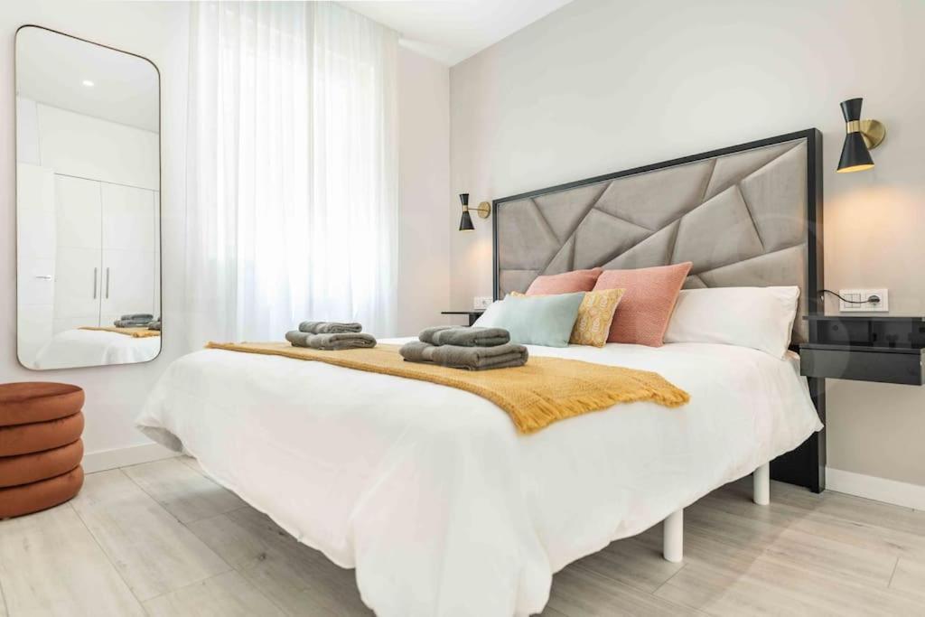 Tranquil & Bright With Parking By Rems Apartment Malaga