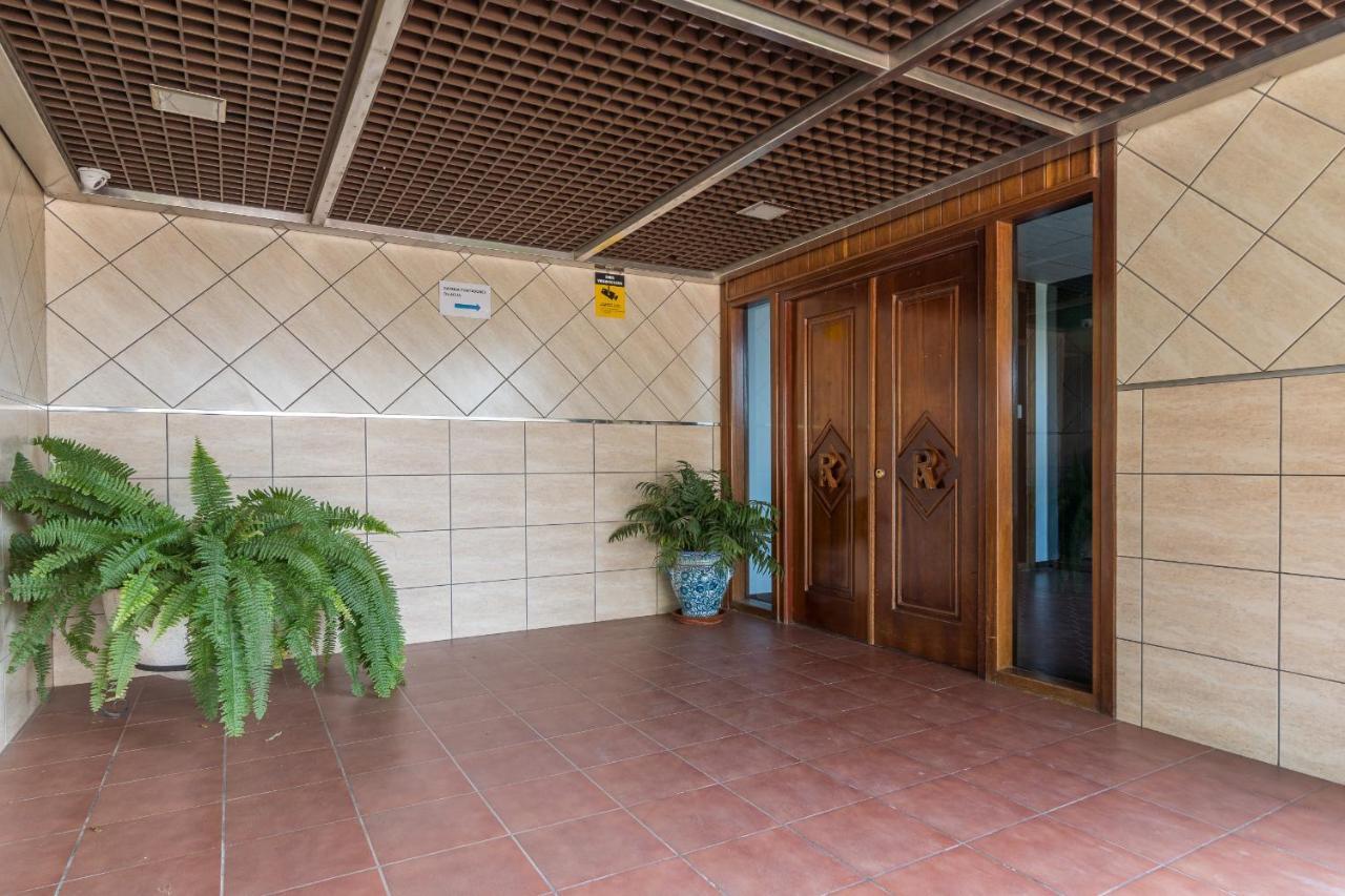 Homes Hesperides Garden Apartment *
