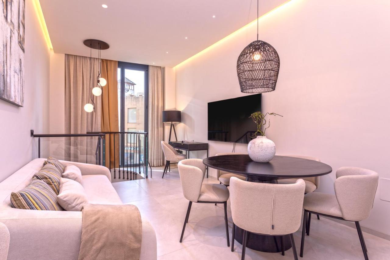 Apartment Magnificent Renovated 2bd 2bth Duplex With Backyard - Centre Malaga