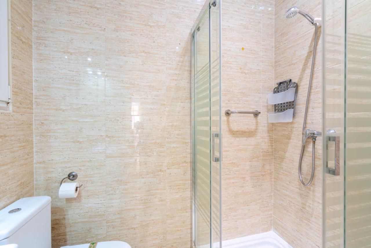 Lu&cia Calle Strachan Apartment Malaga