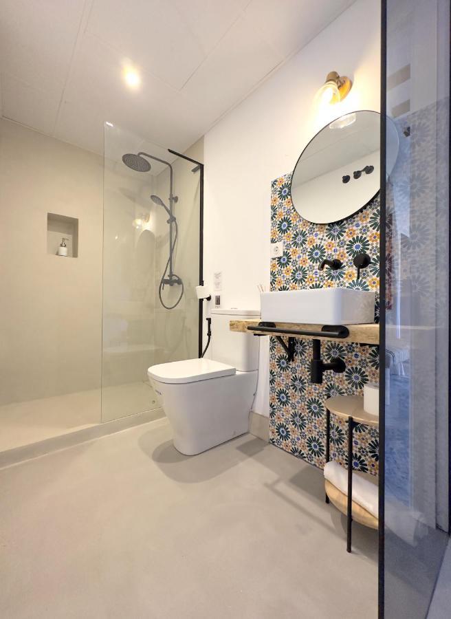Clavero Three Premium * Malaga