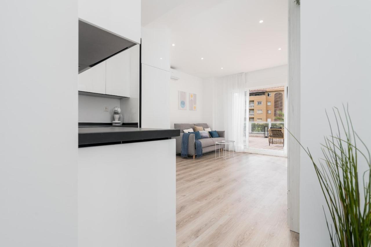 Homes Hesperides Garden Apartment Malaga