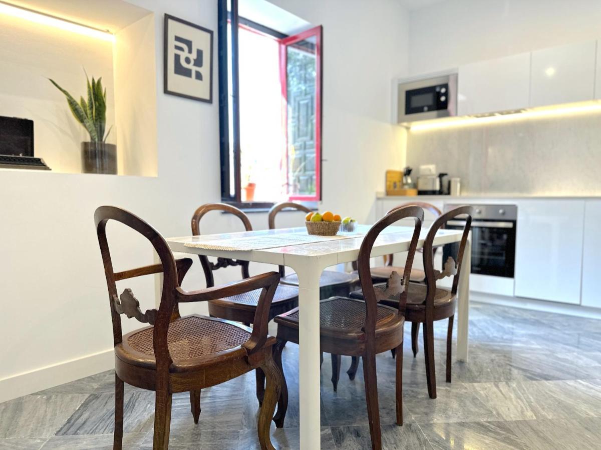 Clavero Three Premium