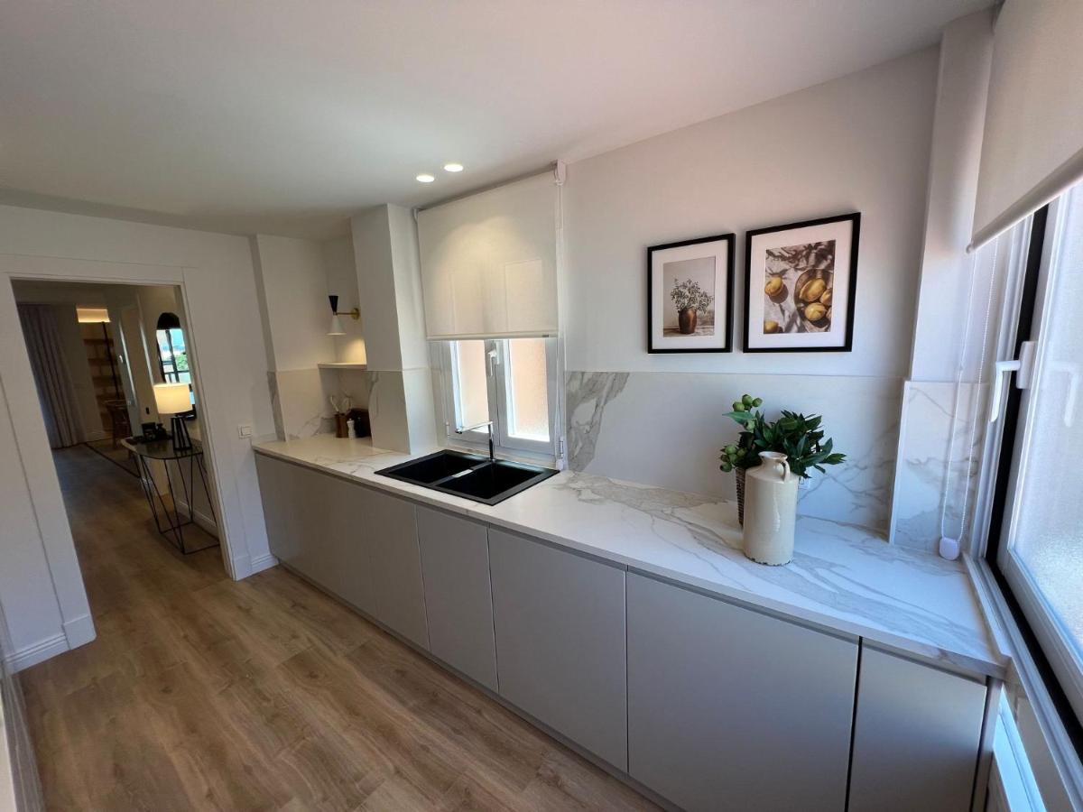 Apartment Donoso Cortes & Free Parking By Ele Malaga
