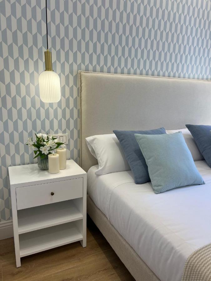 Apartment Donoso Cortes & Free Parking By Ele Malaga