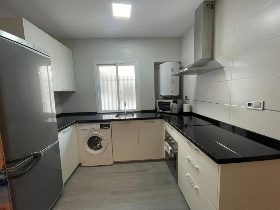 Family Flat Close To The Centre-v-estrell Appartement *