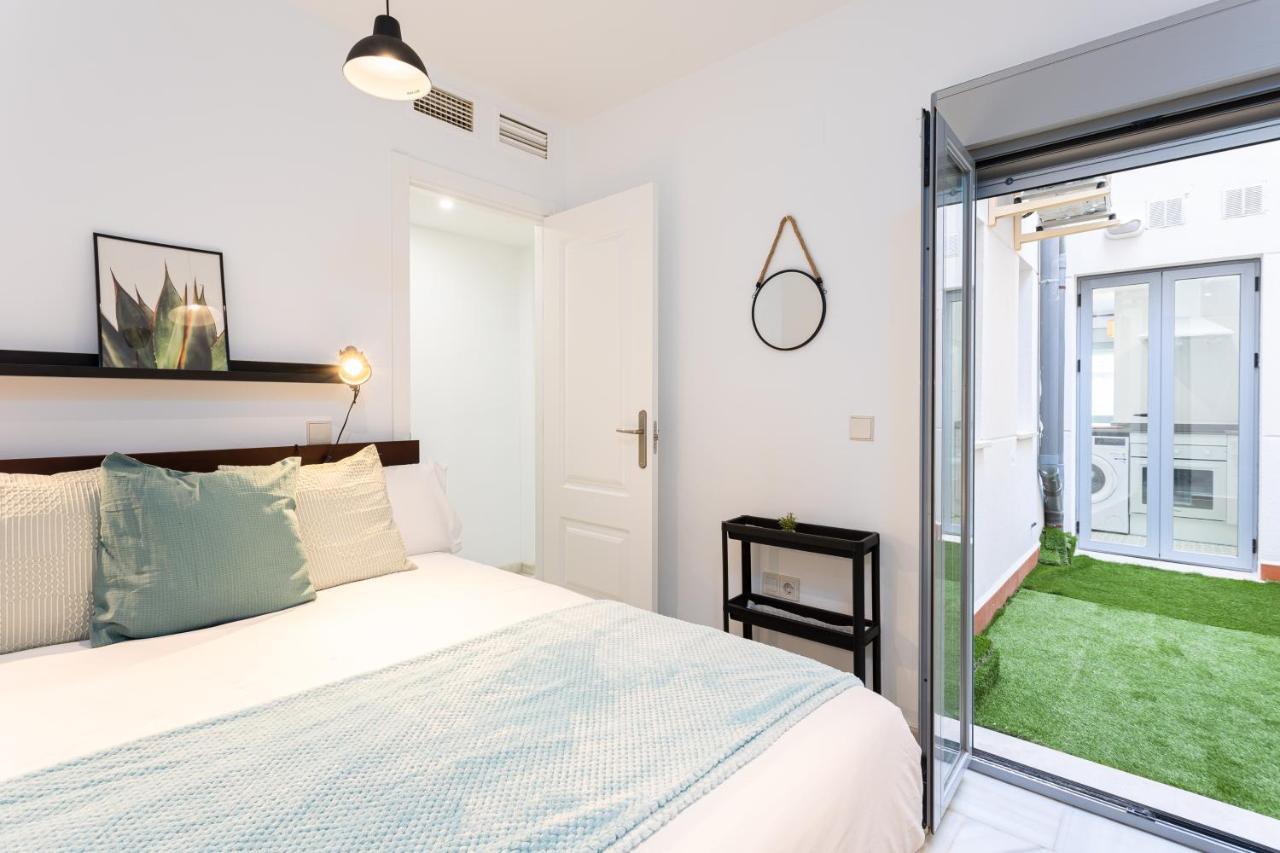 Apartment Holidays2malaga Olletas 2 Bedrooms & 2 Bathrooms With Patio
