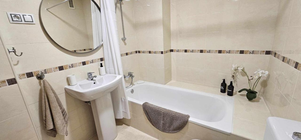 Appartement Sunlit Casa Bonita With Free Parking