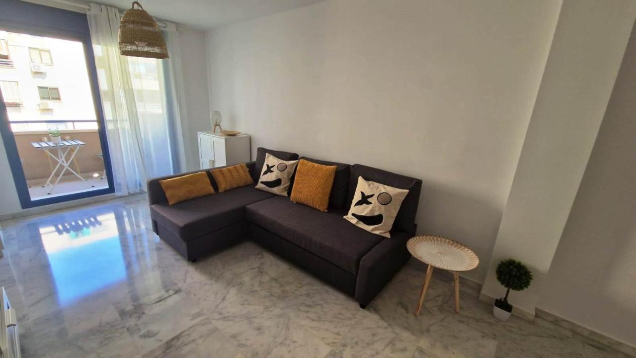 Centro Y Playa Apartment *