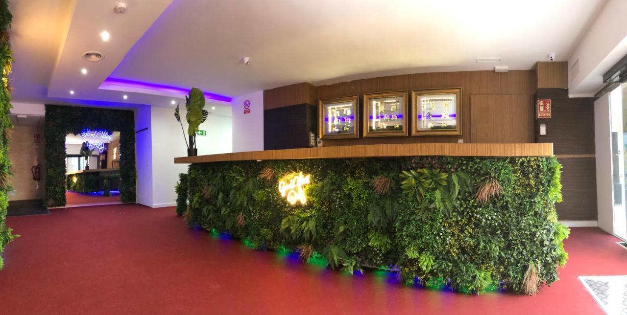 Kapselhotel Good Vibes Only Capsule Málaga