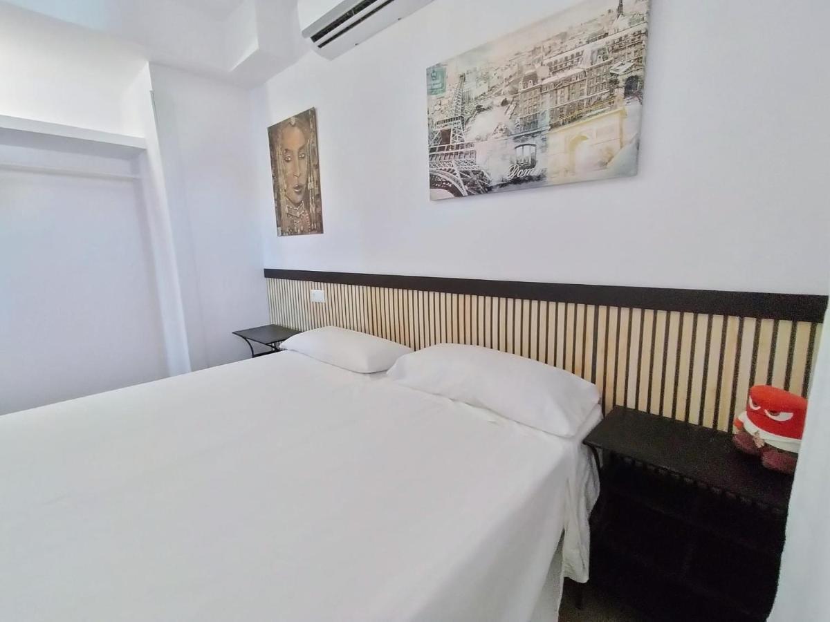 Velazquez Aeropuerto Terraza Apartment