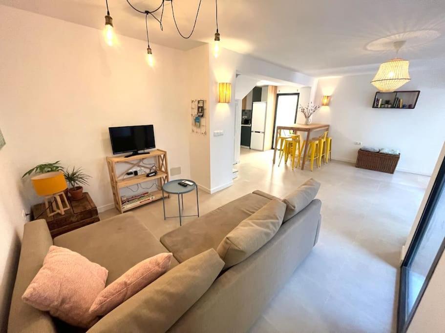 Andalusian House - At 85 Meters - Terrace Ferienhaus
