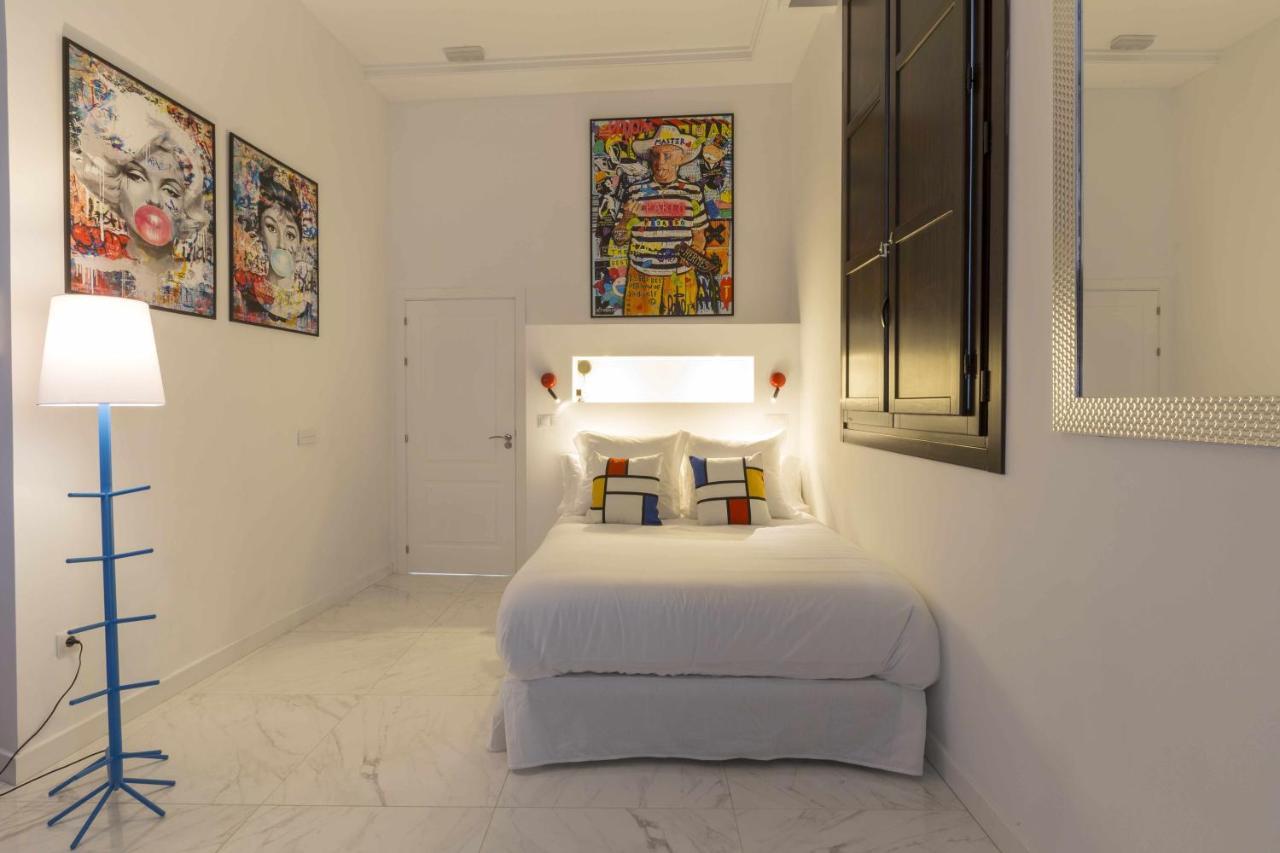 The Clock House Luxury Urban Suites Aparthotel