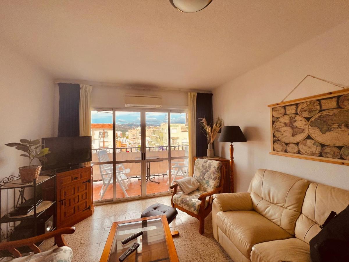 In Velez-malaga, Apartment Málaga