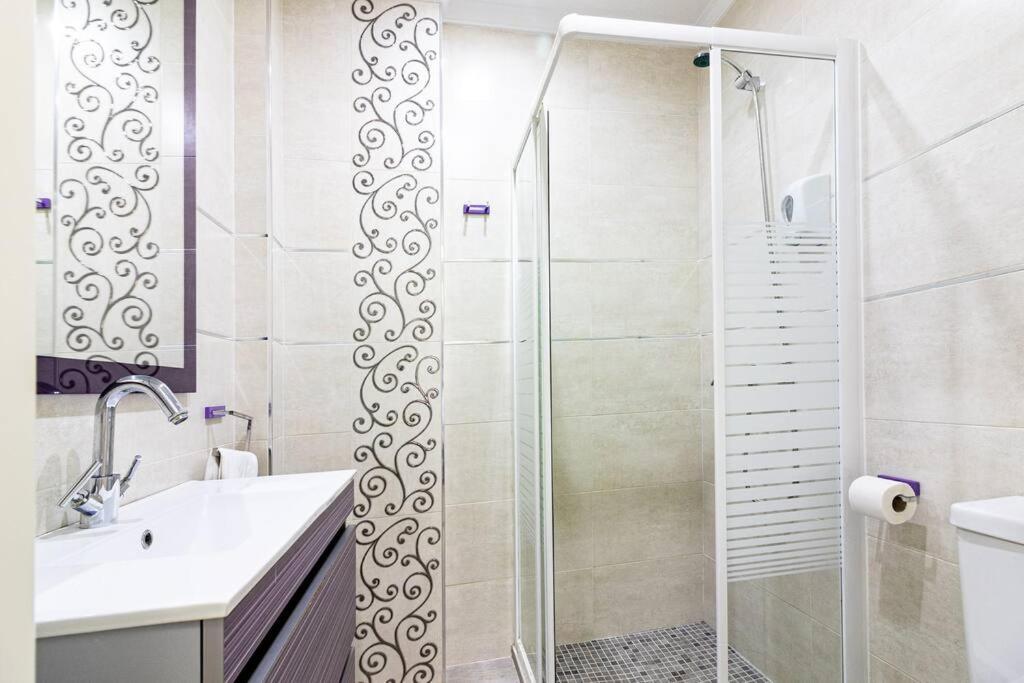 Felix Saenz Apartments! *