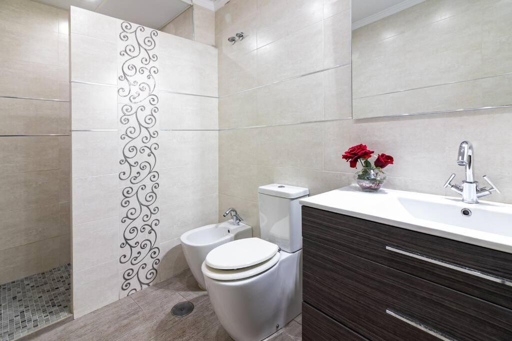 Felix Saenz Apartments! * Malaga