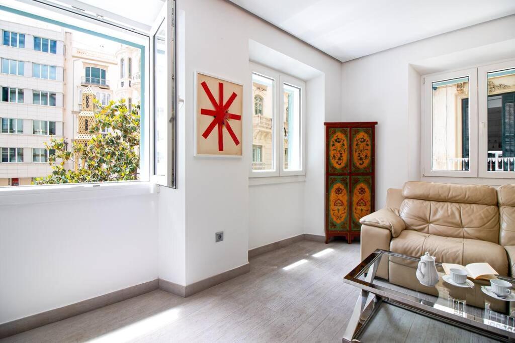 Felix Saenz Apartments! Malaga