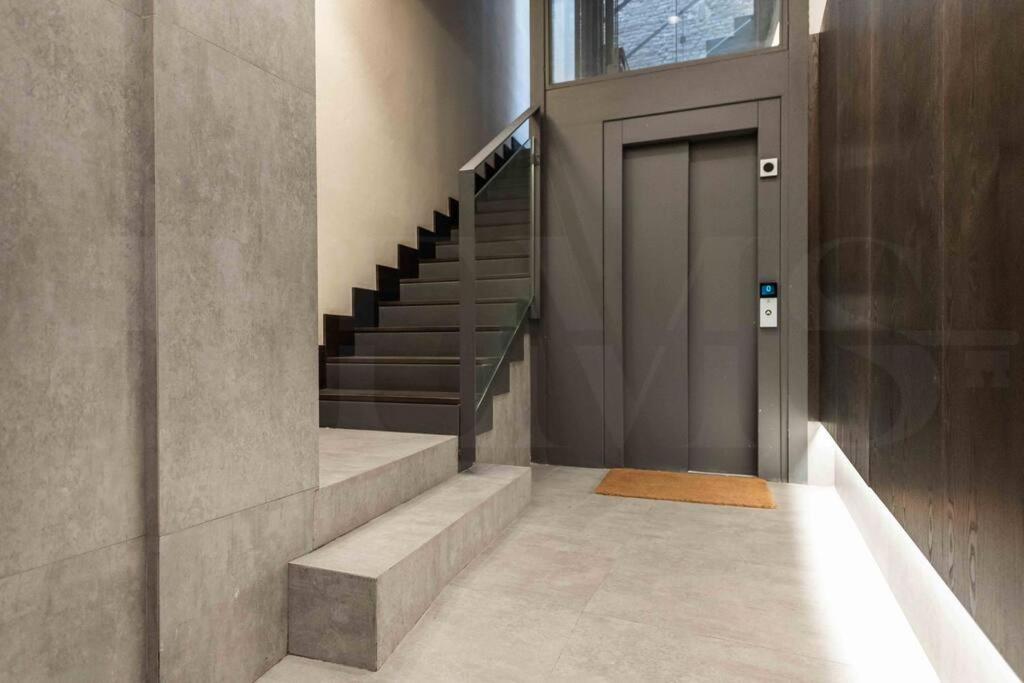 Eclectic & Elegant By Rems Apartment Malaga