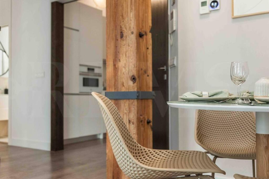 Apartment Eclectic & Elegant By Rems Malaga