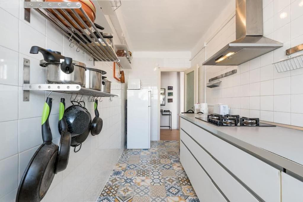 Views In Calm Center Appartement