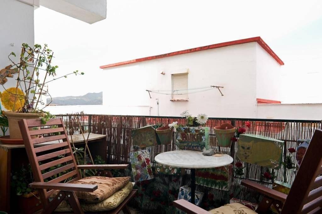 Views In Calm Center Appartement *