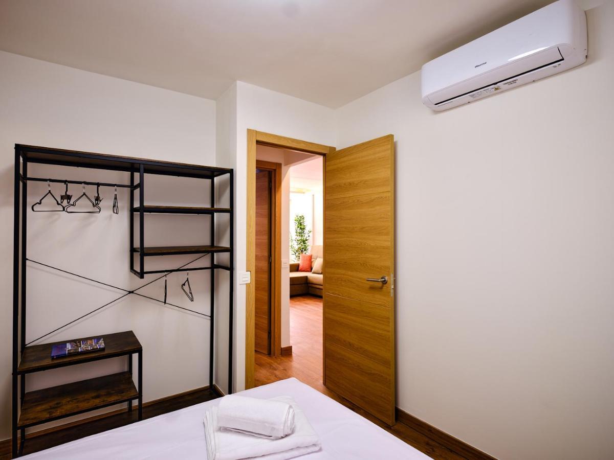 Leo Home- Bright & Centric 3 Bedrooms With Private Parking Included * Malaga