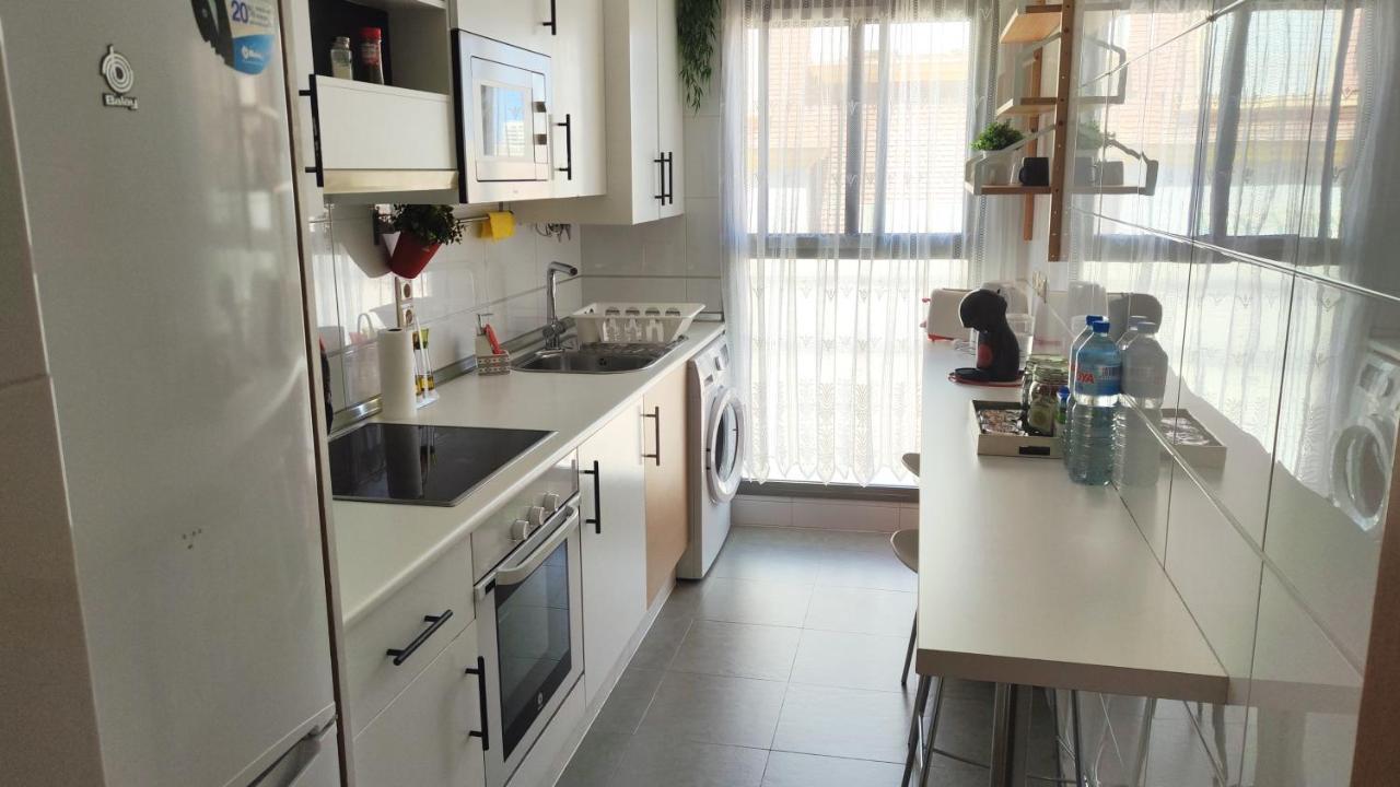 Parking Gratis, Centrico, Tranquilo Y Todo A Mano * Malaga