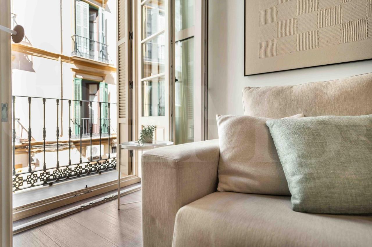 Eclectic & Elegant By Rems *