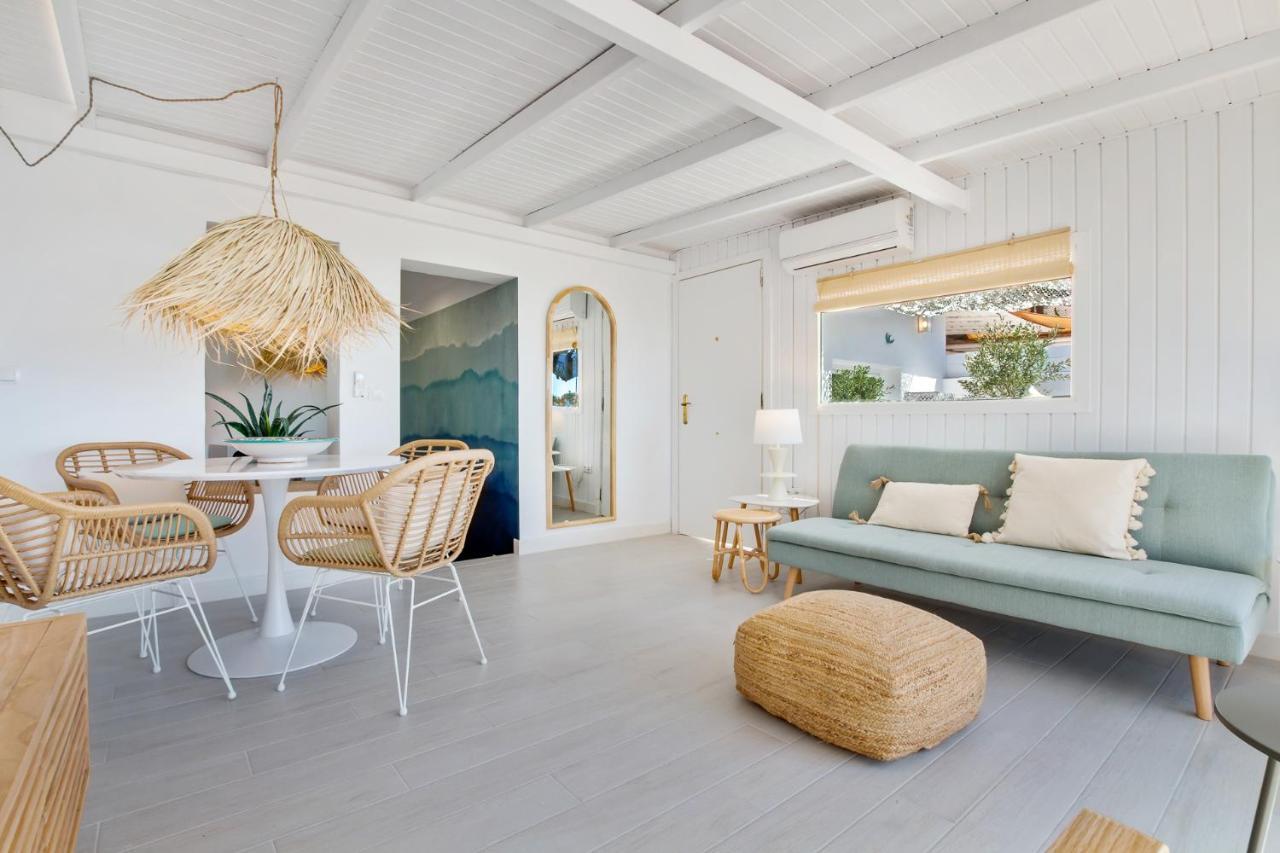 Casa De La Playa. House With Magnificent Sea * Malaga
