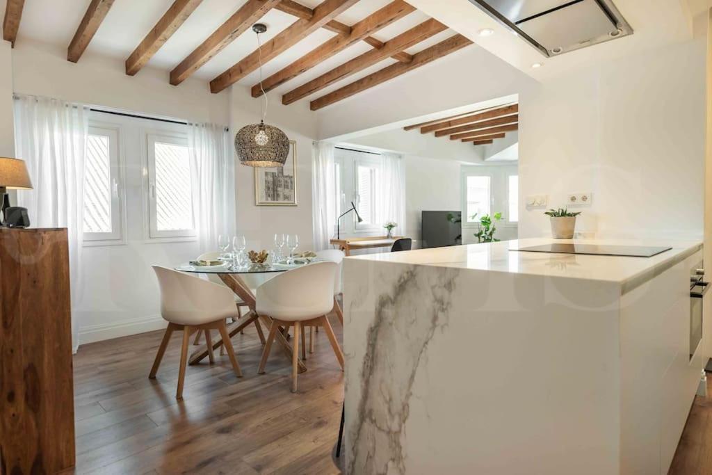 Appartement Modern Next To The Cervantes Theatre By Rems *