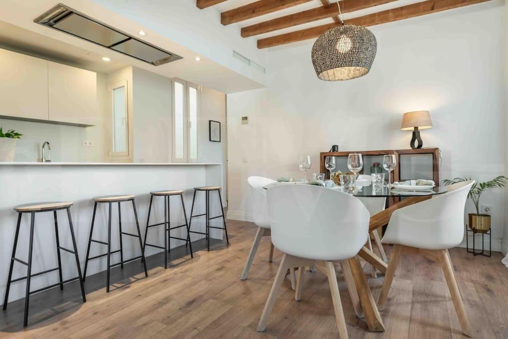 Modern Next To The Cervantes Theatre By Rems Appartement