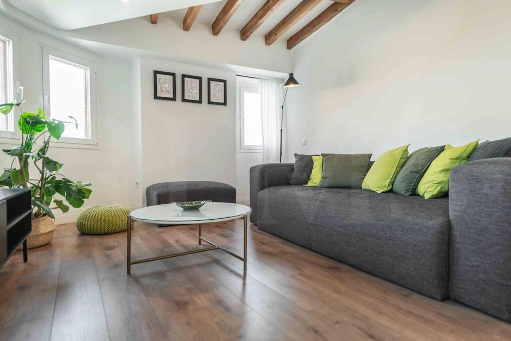 Modern Next To The Cervantes Theatre By Rems Appartement *