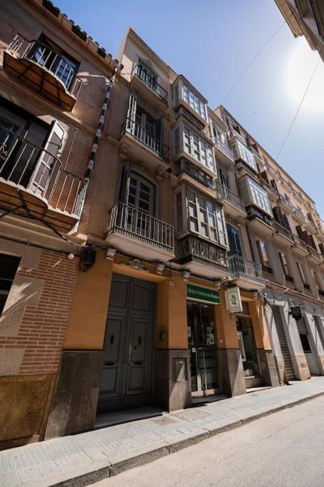 Shiny Alamos Super Family Apartment