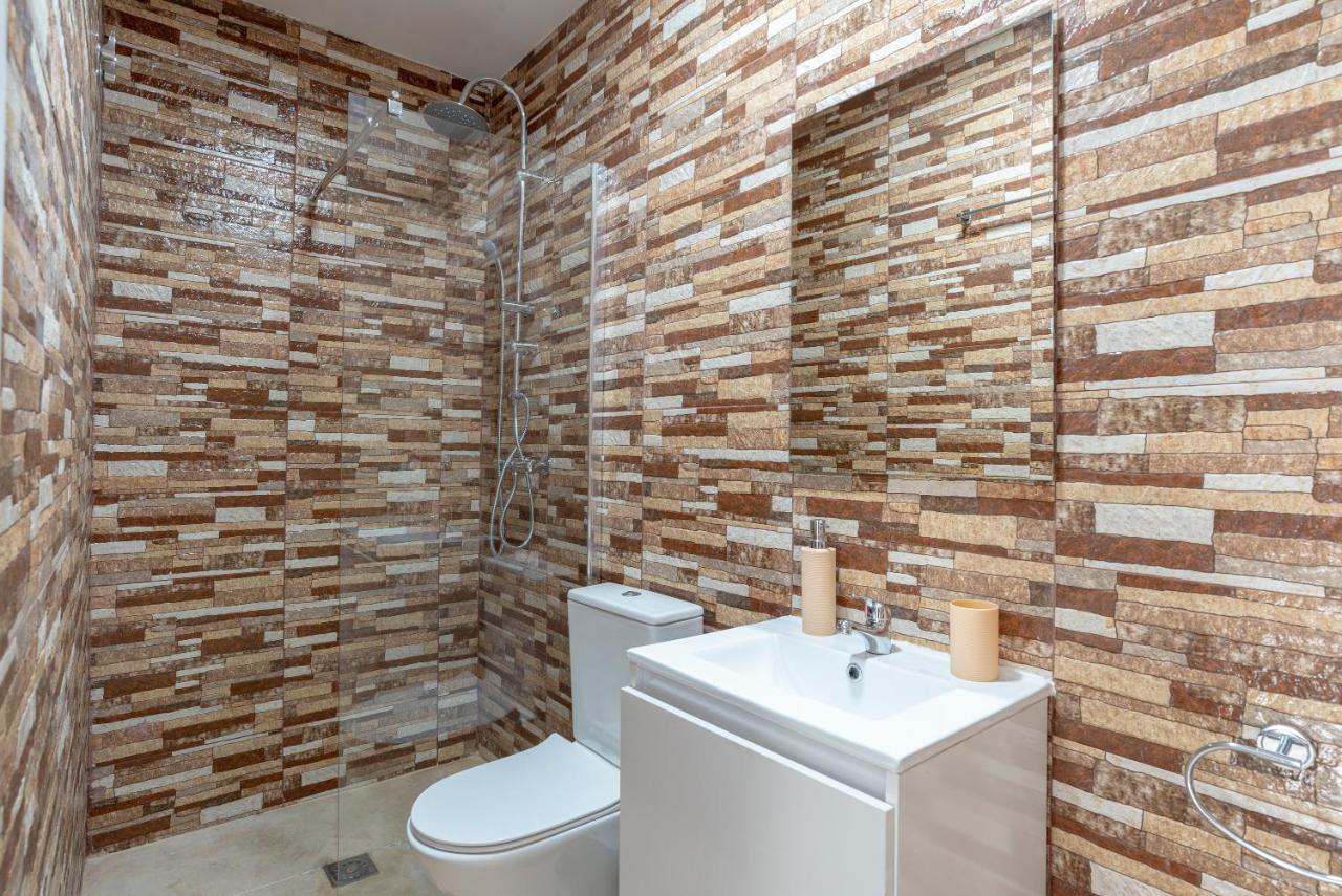 Fantastic & Functional In I Apartment