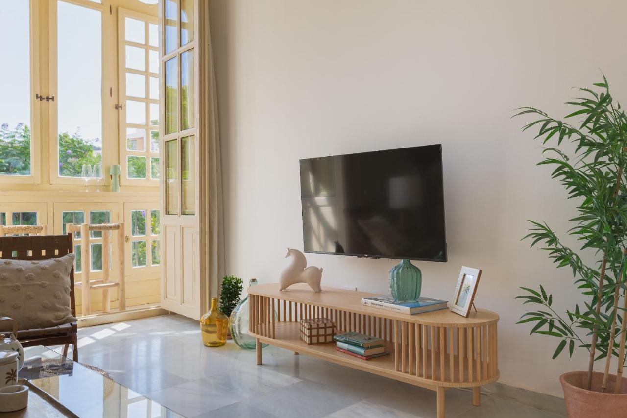 Apartment Balcon De Picasso: Bright With Incredible Views *