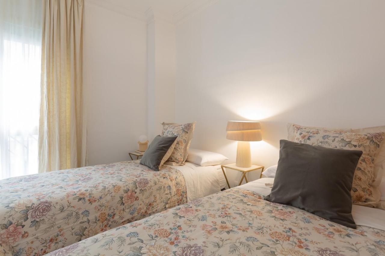 Balcon De Picasso: Bright With Incredible Views Apartment