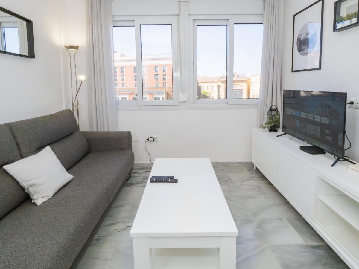 Cubo's Atocha With Optional Parking Apartment Malaga