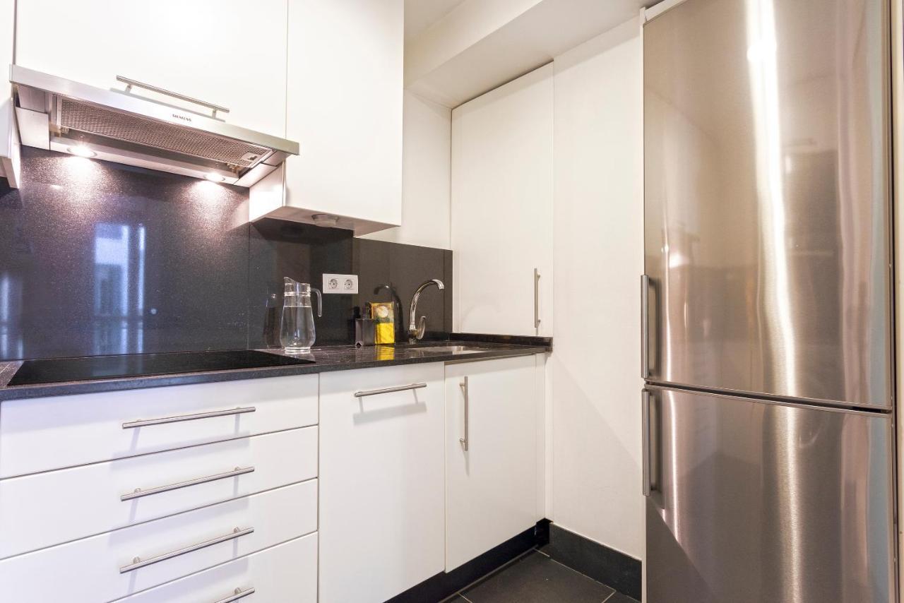 Acogedor Junto A La Catedral By Rent Me Apartment Malaga