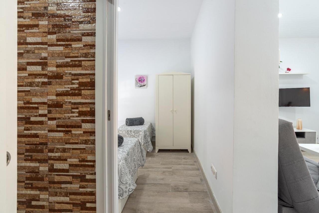Fantastic & Functional In Ii * Malaga